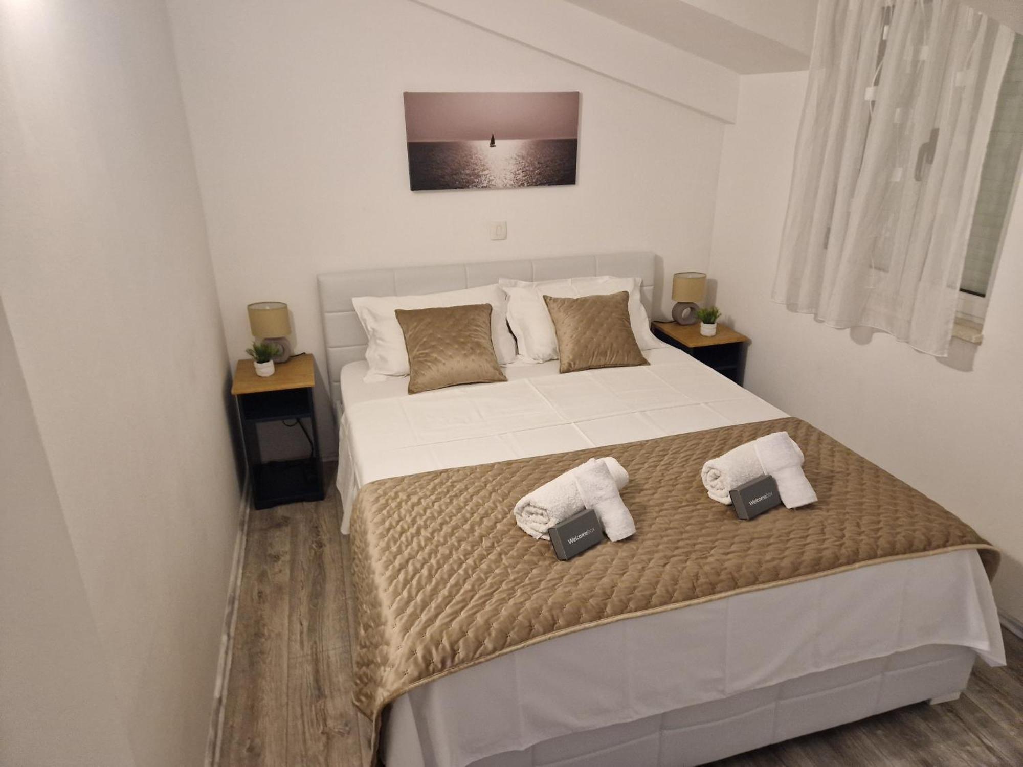 Apartments Mb Каштела Екстер'єр фото